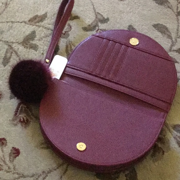 *BRAND NEW!!!! Charming Charlie’s Clutch - Picture 2 of 3